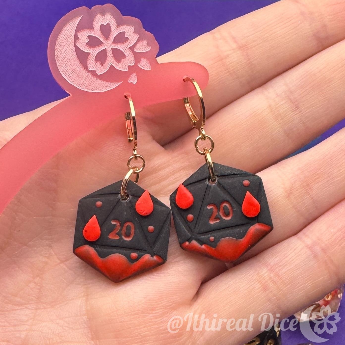 Earrings - D20 Charm (Vampiric)