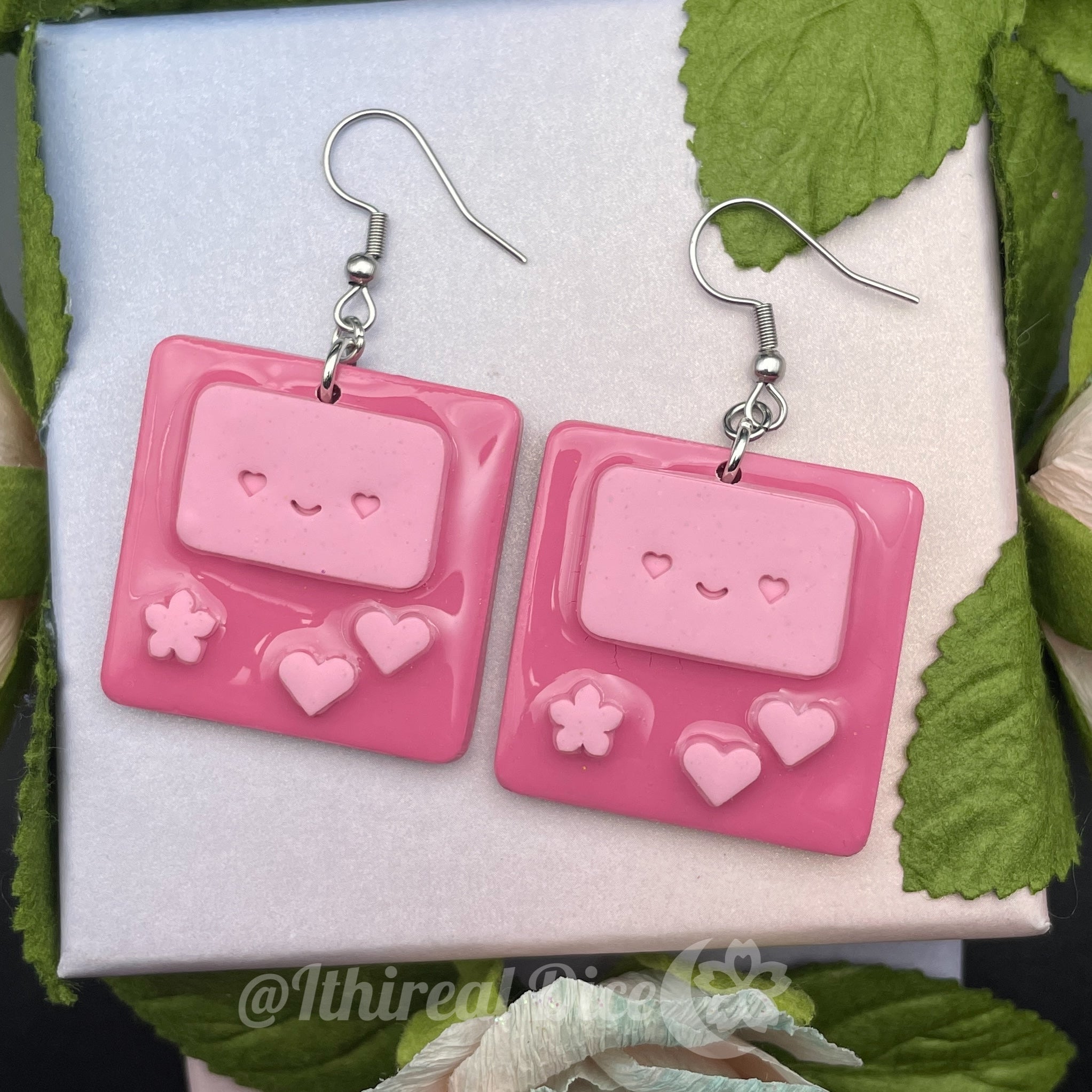 Earrings - Video Game Cuties (pink gloss)