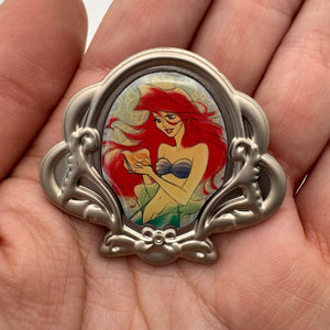 Disney: Ariel Frame Pin