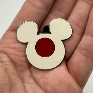 Disney: Japan Mickey Pin